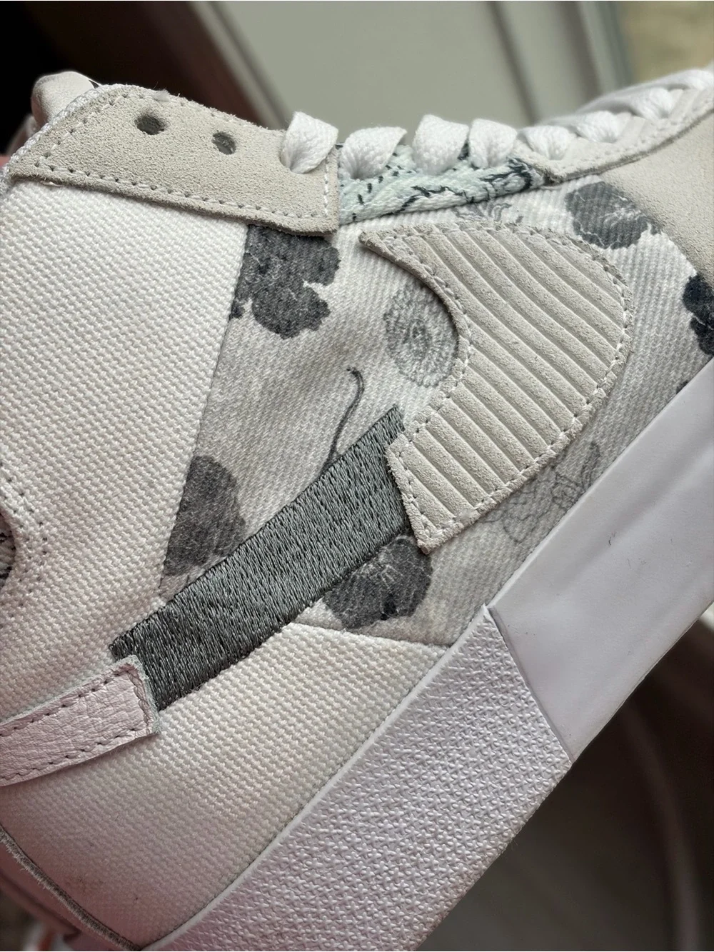 Nike SB Light Gray/White Skate Shoe Insole